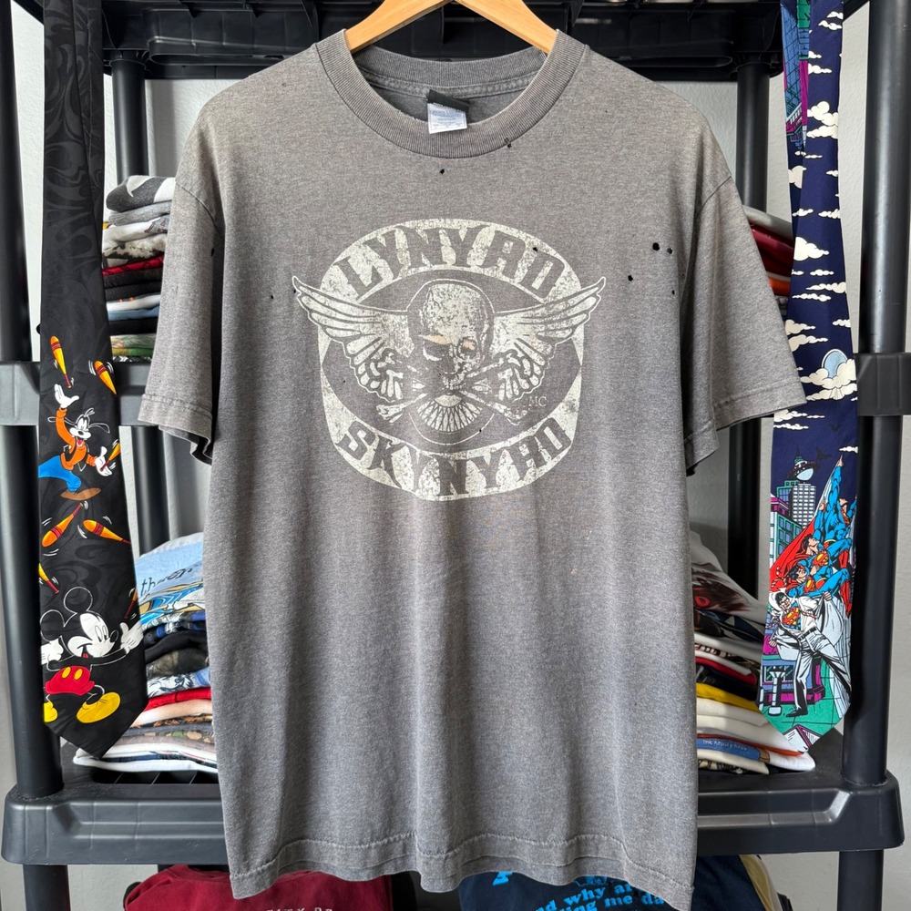 Y2K Grey Lynyrd Skynyrd Skull Graphic Tee Large Light Distressing